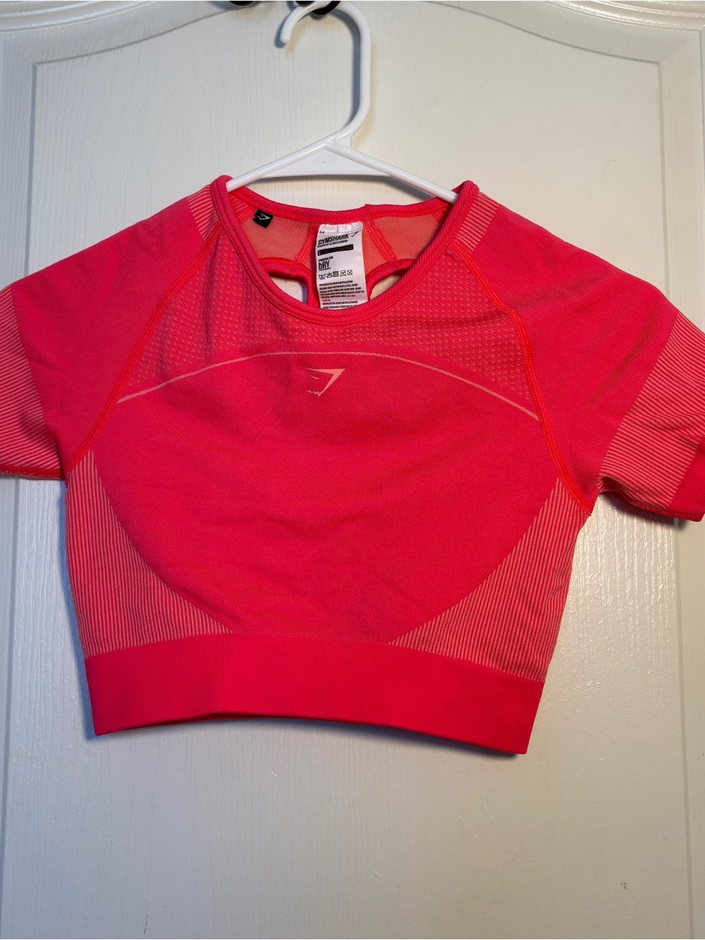 Gymshark Hot Pink Seamless Sports Crop